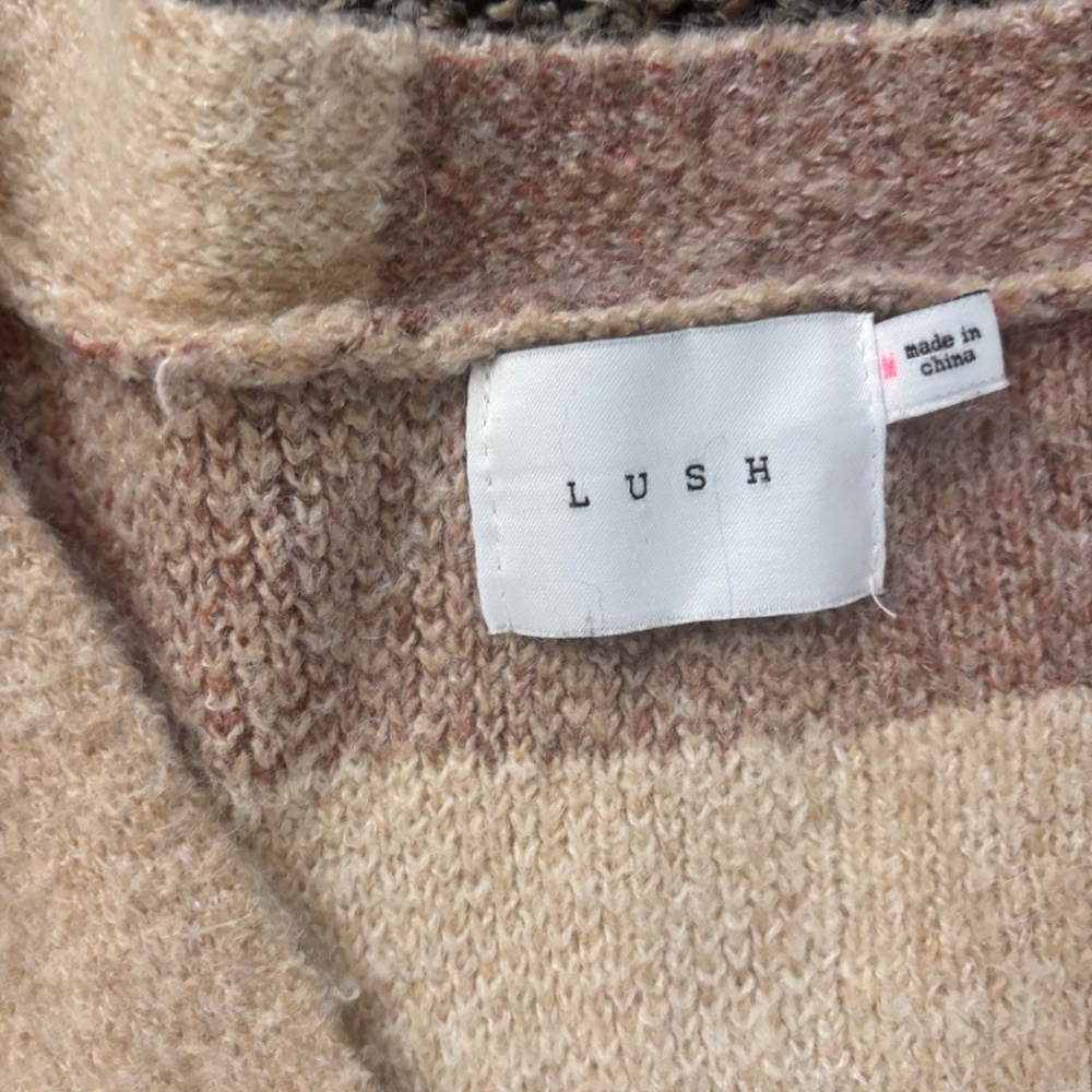 Cardigan - Picture 2 of 3